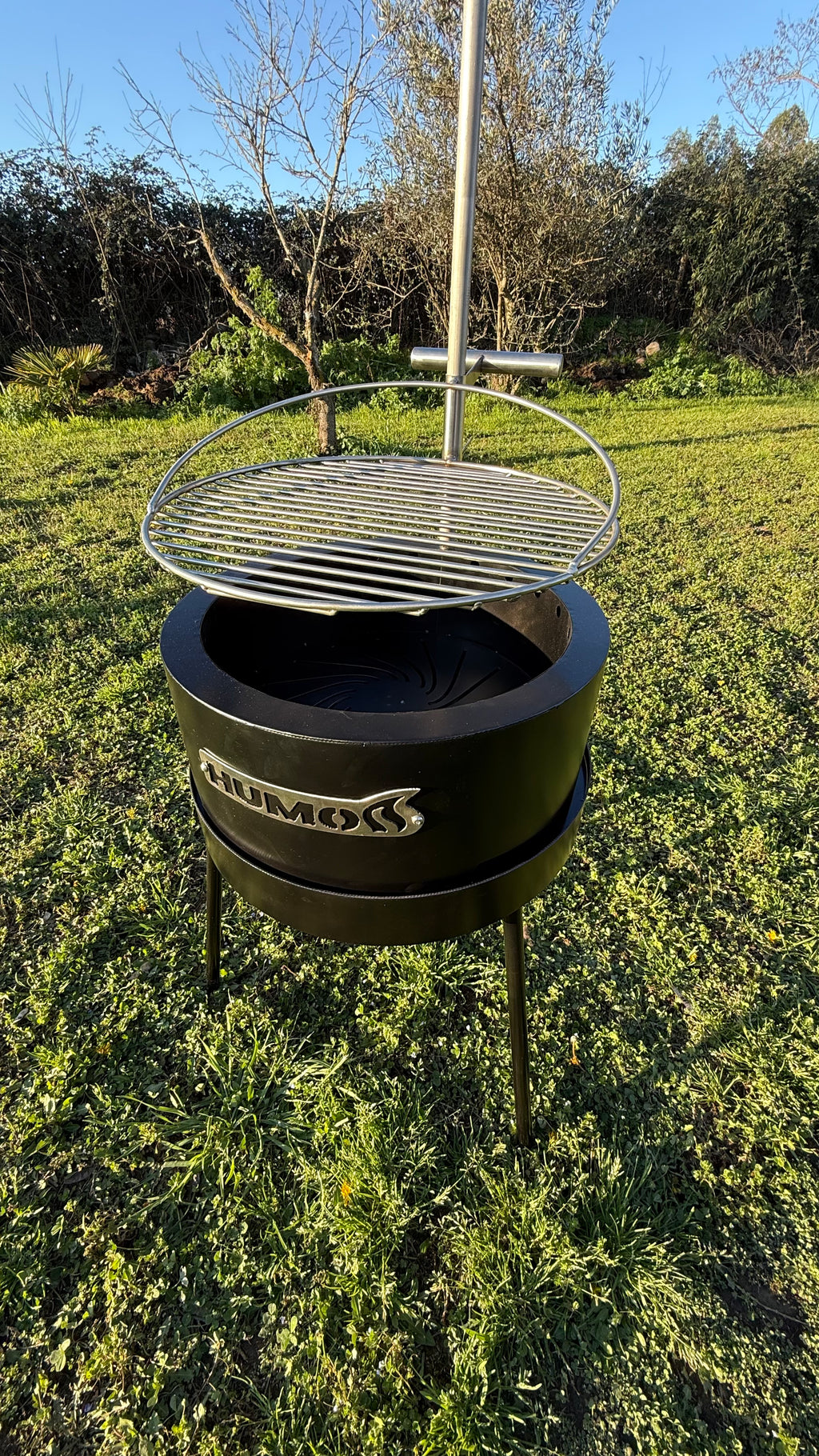 Parrilla a carbón + Mesa